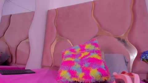 Snapshot of sofia1candyht chatting on 9, 7, 2026 SOFIA online show from 9, 7, 2026
