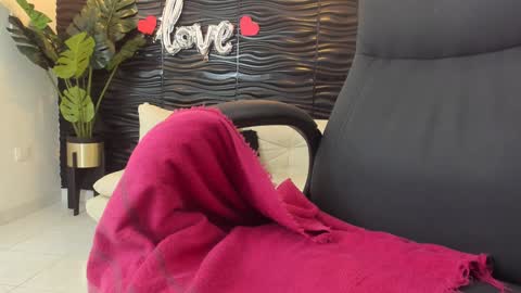 Snapshot of sofia44 chatting on 26, 2, 2025 Skarlett online show from 26, 2, 2025