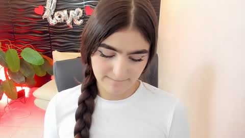 Snapshot of sofia44 chatting on 20, 9, 2025 Skarlett online show from 20, 9, 2025