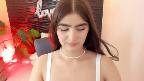 Snapshot of sofia44 chatting on 7, 10, 2025 Skarlett online show from 7, 10, 2025