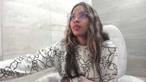 sofia86379 online show from 10, 3, 2025