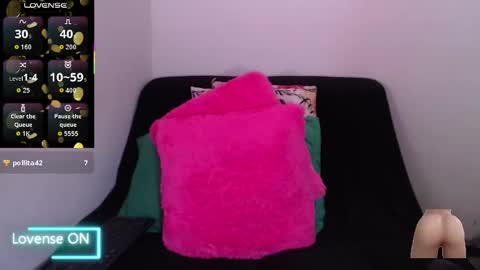 sofia  whitee online show from 7, 3, 2026