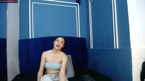 Snapshot of sofia_claark chatting on 4, 2, 2025 Sofi online show from 4, 2, 2025