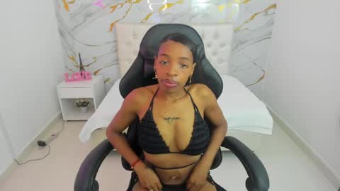 sofia_echeverri online show from 4, 5, 2026
