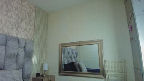 sofia gutierrez   online show from 25, 9, 2025