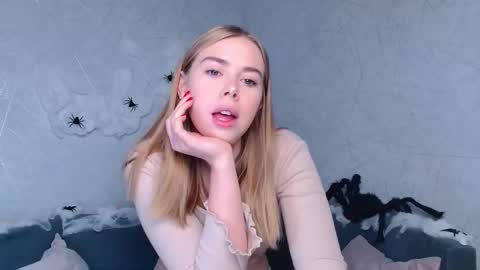 Sofia here online show from 6, 10, 2025