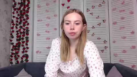 Sofia here online show from 11, 11, 2025