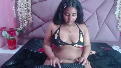Snapshot of sofia_hernandeez_ chatting on 12, 1, 2025 Sofi online show from 12, 1, 2025