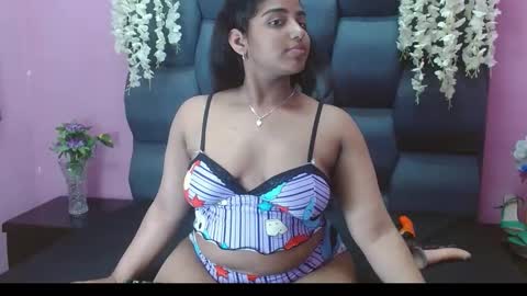 Snapshot of sofia_hernandeez_ chatting on 5, 2, 2025 Sofi online show from 5, 2, 2025
