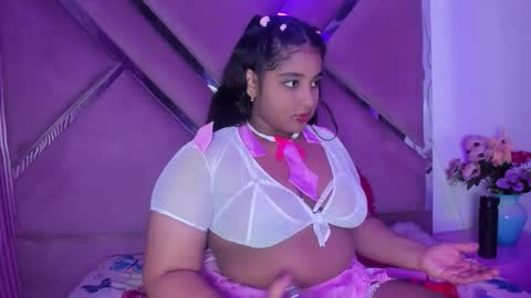 Snapshot of sofia_hernandeez_ chatting on 20, 12, 2025 Sofi online show from 20, 12, 2025