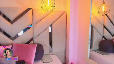 Snapshot of sofia_pamela_ chatting on 22, 6, 2026 online show from 22, 6, 2026