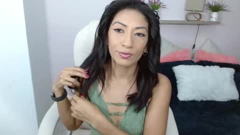 Snapshot of sofia_perez___ chatting on 16, 2, 2025 Sofi online show from 16, 2, 2025