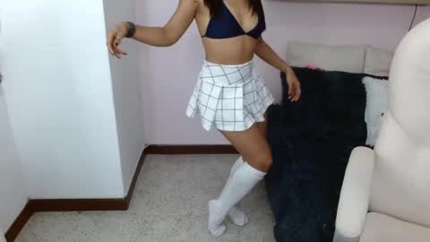 Snapshot of sofia_perez___ chatting on 4, 3, 2025 Sofi online show from 4, 3, 2025
