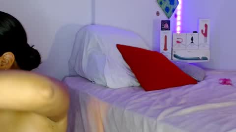 IG  online show from 3, 10, 2025