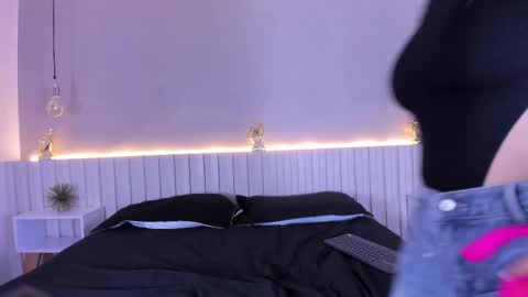 Snapshot of sofia_riveraa chatting on 5, 2, 2026 SOFIA online show from 5, 2, 2026