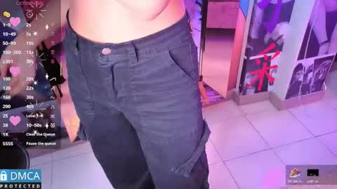 Snapshot of sofia_sstone chatting on 6, 11, 2025 Sofia Sstone online show from 6, 11, 2025