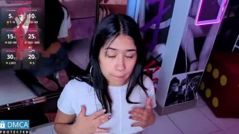 Snapshot of sofia_sstone chatting on 28, 11, 2025 Sofia Sstone online show from 28, 11, 2025