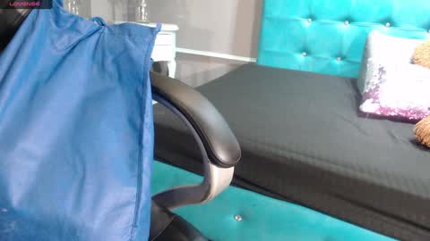 Snapshot of sofia_white3 chatting on 3, 2, 2025 Sofa online show from 3, 2, 2025