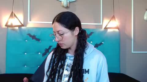 Snapshot of sofia_white3 chatting on 6, 10, 2025 Sofa online show from 6, 10, 2025