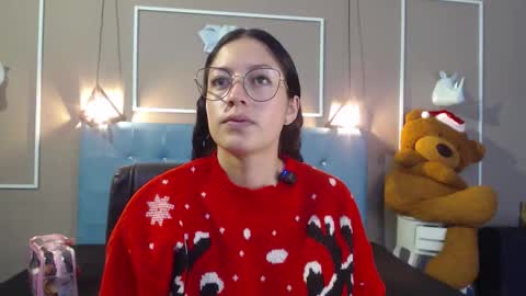 Snapshot of sofia_white3 chatting on 30, 11, 2025 Sofa online show from 30, 11, 2025