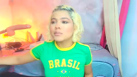 sofiacastillo01 online show from 20, 7, 2026