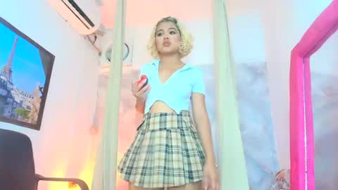 sofiacastillo01 online show from 26, 7, 2026