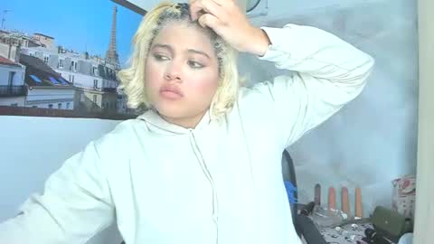 sofiacastillo01 online show from 28, 7, 2026
