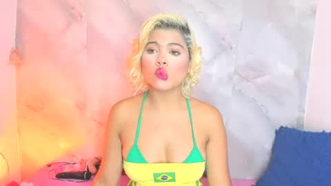 sofiacastillo01 online show from 31, 7, 2026