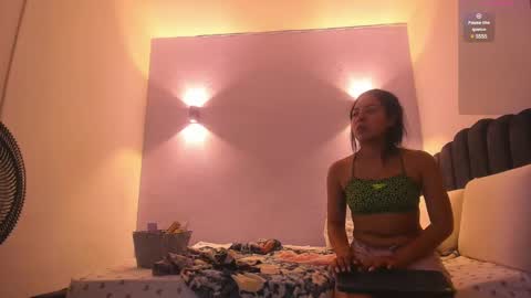 Sofia online show from 5, 1, 2025