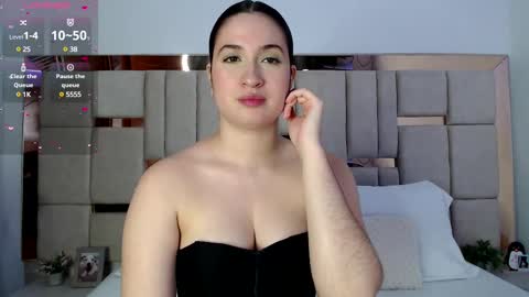 sofiaduque_26 online show from 23, 2, 2025