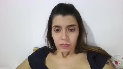 Snapshot of sofiahenao2 chatting on 22, 10, 2025 sofiahenao2 online show from 22, 10, 2025