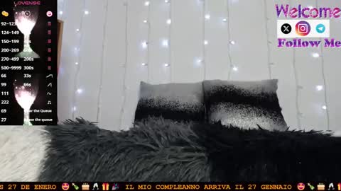 Sofia Madisson online show from 10, 1, 2025