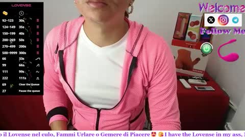 Sofia Madisson online show from 5, 3, 2025