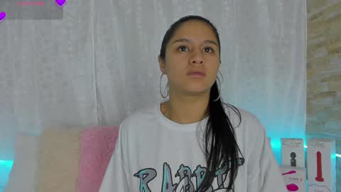 Danna Sofia online show from 26, 2, 2025