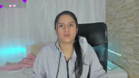 Danna Sofia online show from 12, 3, 2025