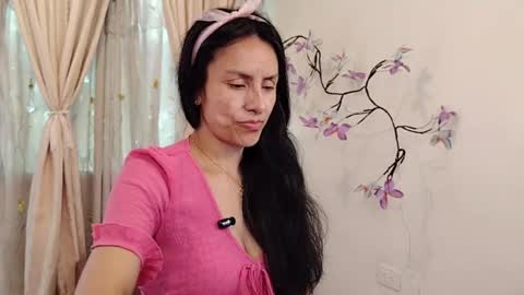 Snapshot of sofibelladelavega chatting on 13, 5, 2026 Sofi Bella online show from 13, 5, 2026