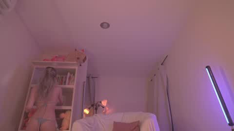 Sofi  online show from 20, 2, 2025