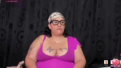 Vicky  online show from 8, 7, 2026