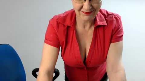 Sofie Velvet online show from 20, 12, 2024