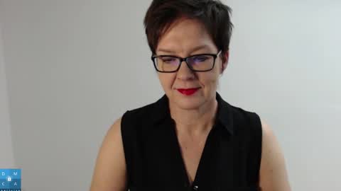 Sofie Velvet online show from 12, 10, 2025