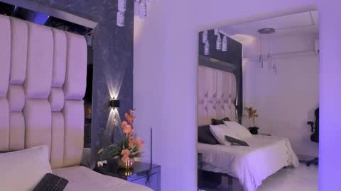  sofie  online show from 31, 10, 2025