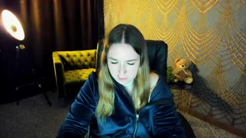 sofii_darling online show from 19, 4, 2026