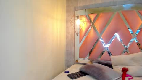 Snapshot of sofii_miller_ chatting on 28, 12, 2024 online show from 28, 12, 2024