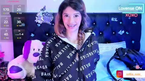 sofiia cute  online show from 22, 4, 2026