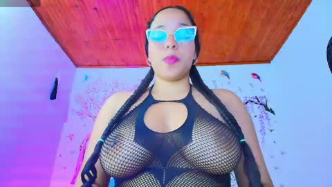  Sofa Daz  online show from 2, 5, 2026