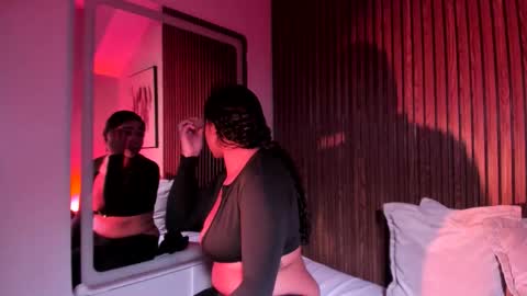 sofiifox online show from 21, 3, 2026