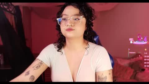 Demi Sofia online show from 5, 12, 2025