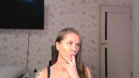  Kaitbrunette and SofiblondeWelcome room Private is Open  Make us happy online show from 30, 4, 2026