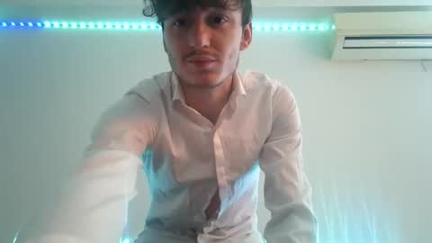 Snapshot of softedgeboy chatting on 28, 11, 2025 Nero Radian online show from 28, 11, 2025