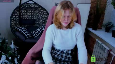 Snapshot of softflame chatting on 20, 12, 2025 softflame online show from 20, 12, 2025